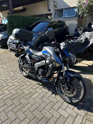 BAJAJ DOMINAR NS200 BAJAJ DOMINAR NS200